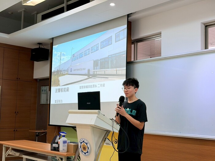 2025.12.17 114-1自主學習社群期末成果發表圖片